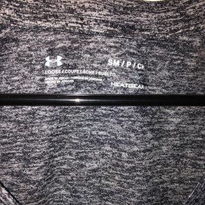 Under Armour Tops - Under Armour athletic top Under Armour Tops - Under Armour athletic top